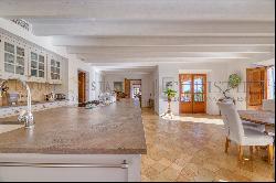 Prestigious finca in Pollensa with partial sea views