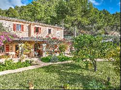 Historic natural stone finca in the south-west of Mallorca in S'Arraco