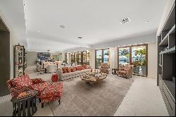 Villa Shiraz, 110 Harbour Way