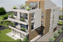 Modern Ground-Floor Apartment with Private Garden - Rovinj