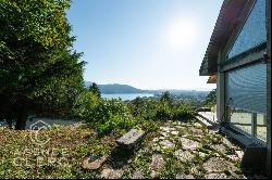 Annecy le Vieux, designer home with  superb lake view