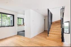 Neuilly-sur-Seine  -  A contemporary 4-bed property