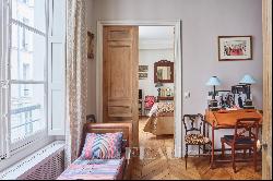 Sale - Apartment Paris 7th