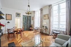 Sale - Apartment Paris 7th