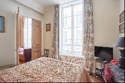 Sale - Apartment Paris 7th