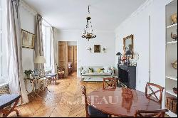 Sale - Apartment Paris 7th