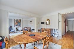 Sale - Apartment Paris 16th (Auteuil)