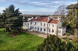 Sale - Property Cognac