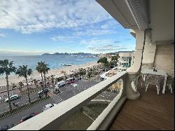 Cannes Croisette - 2 bedrooms with sea view