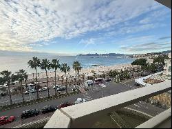 Cannes Croisette - 2 bedrooms with sea view