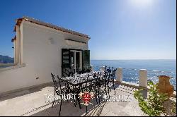 SEA VIEW HOUSE FOR SALE IN THE AMALFI COAST