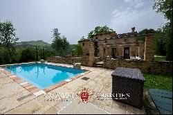 RENOVATED COUNTRY HOUSE WITH POOL FOR SALE IN MARCHE