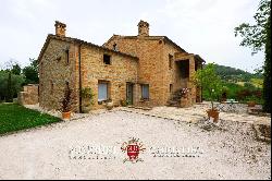 RENOVATED COUNTRY HOUSE WITH POOL FOR SALE IN MARCHE