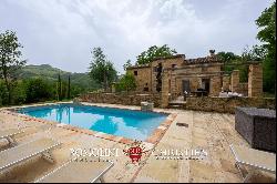 RENOVATED COUNTRY HOUSE WITH POOL FOR SALE IN MARCHE