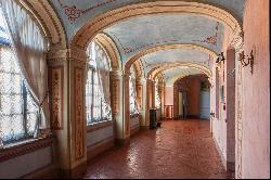 Luxury baroque palazzo with easy access to Turin, Milan and the Italian Alps