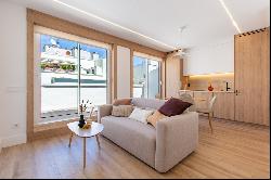 Elegant Penthouse with a private terrace and unobstructed Views in the Salamanca district