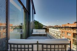 Majestic and luxurious duplex penthouse for sale with private pool and barbecue in the ex