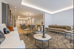 Impressive luxury home in the emblematic neighborhood of Huertas-Cortés, Madrid