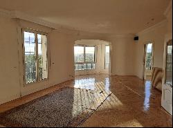 Penthouse with spectacular views of El Retiro Park in the Ibiza district, Madrid