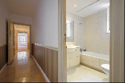 Spectacular renovated apartment in the exclusive Goya area, Salamanca