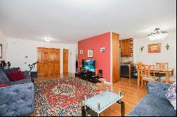 2630 Cropsey Ave #8D