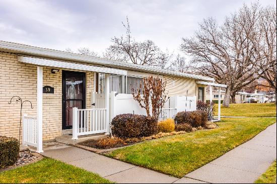 Large Remodeled Condo In The Heart of Bountiful