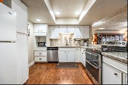 Large Remodeled Condo In The Heart of Bountiful