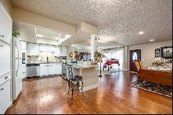 Large Remodeled Condo In The Heart of Bountiful