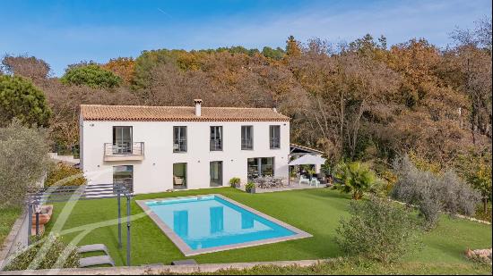 Exceptional house in Châteauneuf-Grasse with swimming pool