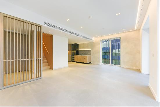 Two bedroom duplex benefiting from a large private terrace in the heart of iconic King’s C