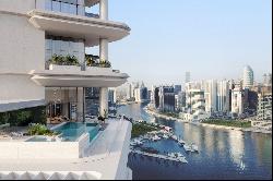 Spacious Sky Residence with Marina View