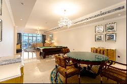 Stunning Furnished Penthouse on Palm Crescent