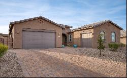 6735 W Red Hawk Place, Marana, AZ 85658