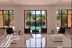 Luxury 7 suite villa in the Palmeraie