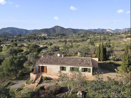 Finca with potential between Alaro and Santa Maria del Cami