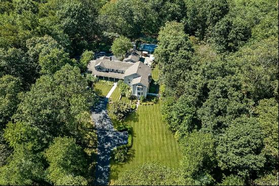 223 Michigan Road, New Canaan, CT, 06840, USA