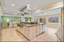 7 Rough Riders Court, Cold Spring Harbor, NY 11724