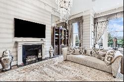 Exceptional Duplex Apartment Overlooking Regent’s Park