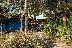 House with a privileged view of the ocean in a gated community