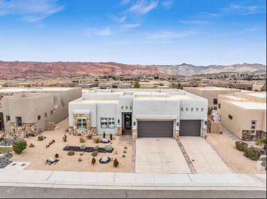 Beautiful Home In The Ledges Golf Course Of Saint George