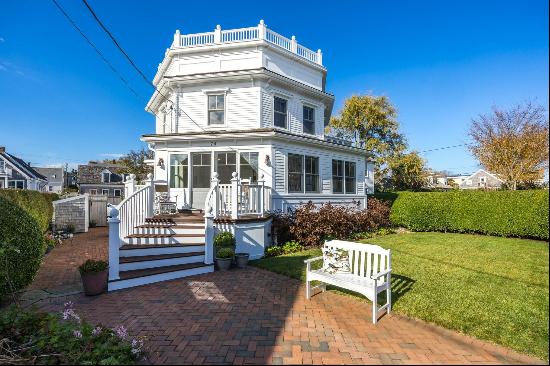 The Iconic Octagon House