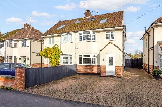 Glade Road, Marlow, Buckinghamshire, SL7 1DH