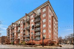 1100 W MONTROSE Avenue #704, Chicago IL 60613