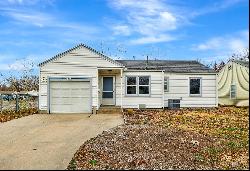 2002 S Green St, Wichita KS 67211