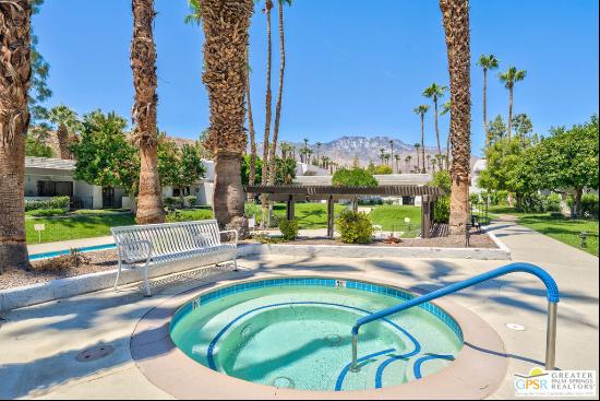 5301 E Waverly Drive Unit 165, Palm Springs CA 92264