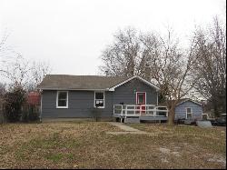 404 S 24th Street, Lexington MO 64067