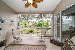 5246 Gato Del Sol Circle, Wesley Chapel FL 33544