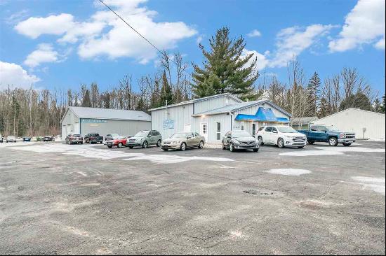 2348 N Us 31 Highway, Petoskey MI 49770