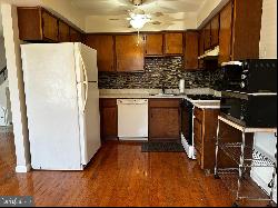 6610 Hilltop Drive Unit 6610, Brookhaven PA 19015