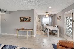 466 Burgundy J, Delray Beach FL 33484